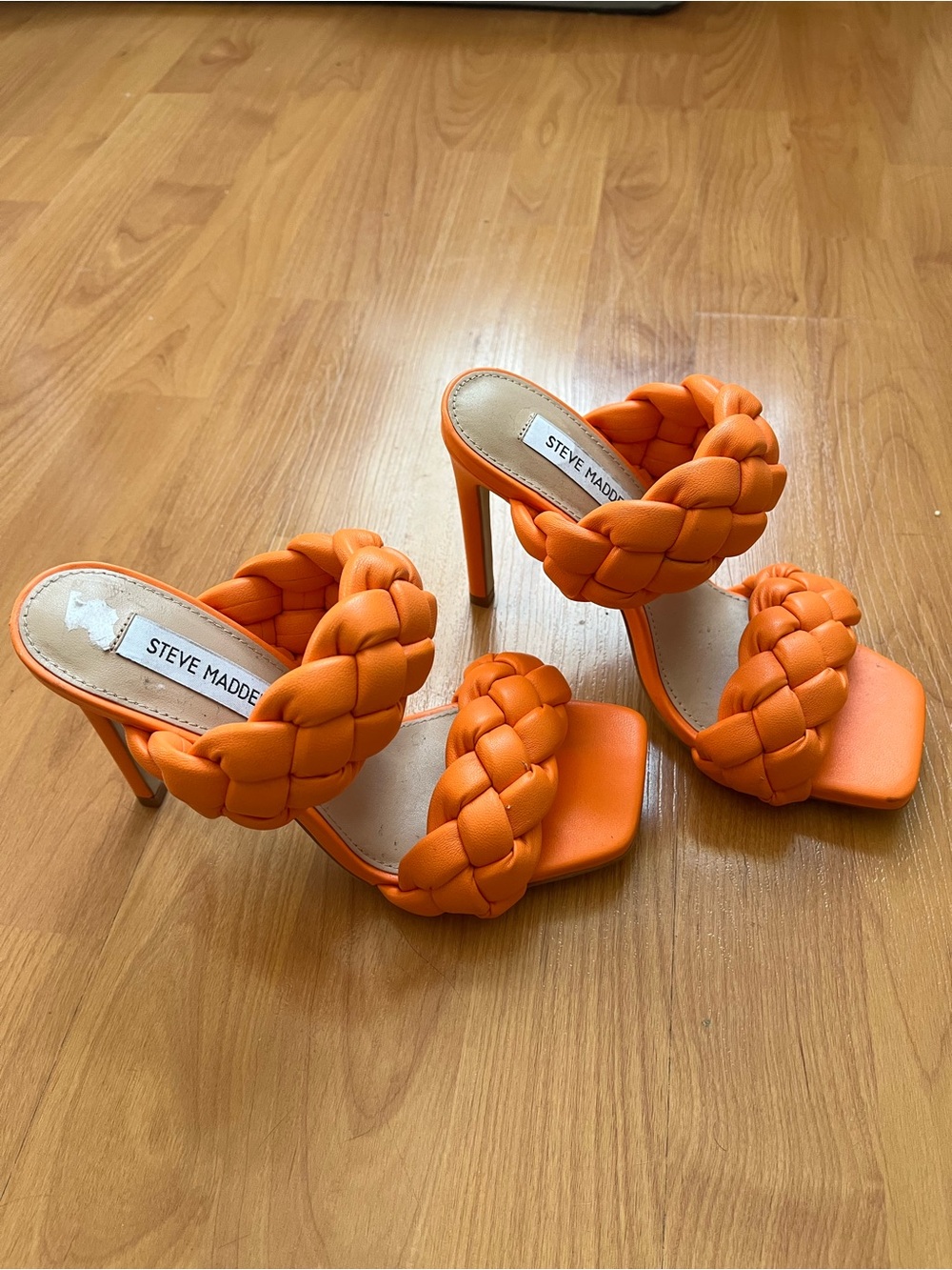 Steve Madden orange heels